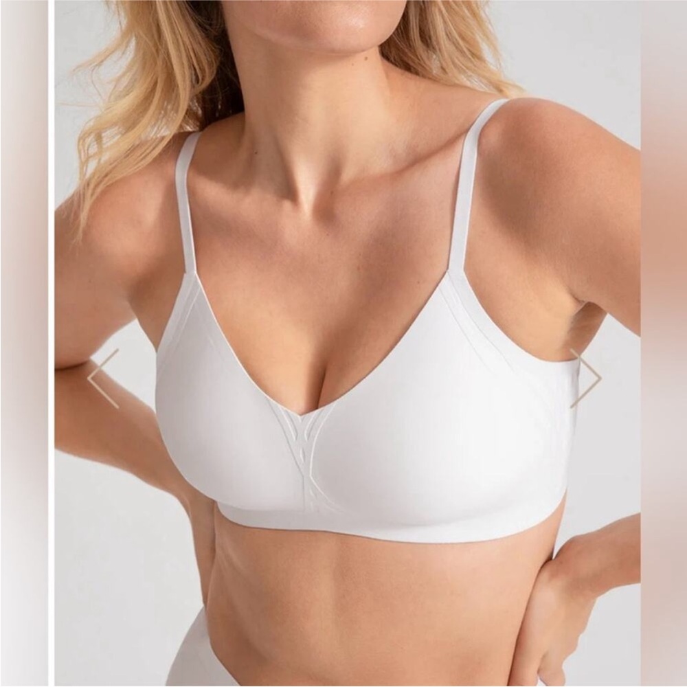 EUC Honeylove Silhouette White Bra
